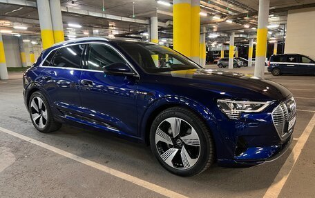 Audi e-tron I, 2021 год, 4 900 000 рублей, 8 фотография