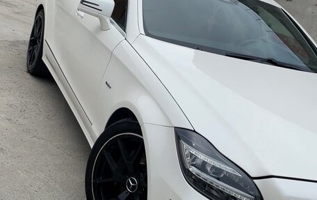 Mercedes-Benz CLS, 2012 год, 2 750 000 рублей, 1 фотография