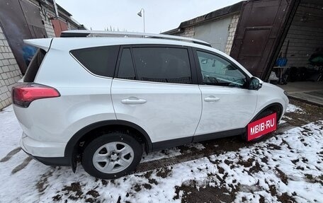 Toyota RAV4, 2019 год, 3 100 000 рублей, 8 фотография