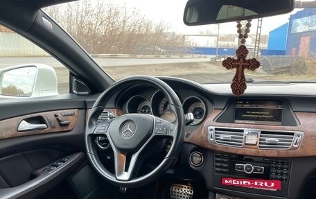 Mercedes-Benz CLS, 2012 год, 2 750 000 рублей, 6 фотография