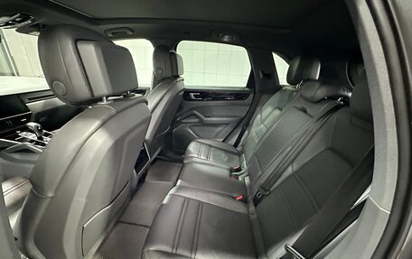 Porsche Cayenne III, 2019 год, 8 767 000 рублей, 16 фотография