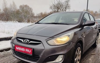 Hyundai Solaris II рестайлинг, 2013 год, 850 000 рублей, 1 фотография