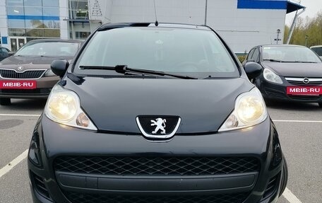 Peugeot 107 I рестайлинг, 2010 год, 475 000 рублей, 18 фотография