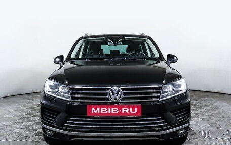 Volkswagen Touareg III, 2015 год, 2 847 000 рублей, 2 фотография