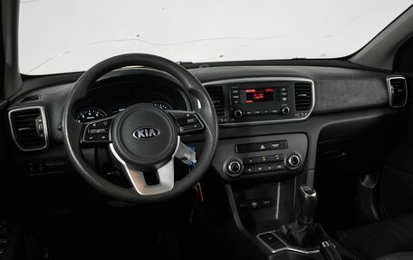 KIA Sportage IV рестайлинг, 2019 год, 1 680 000 рублей, 20 фотография