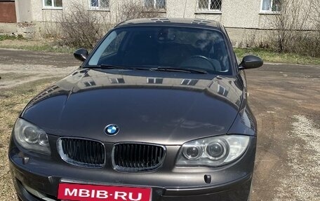 BMW 1 серия, 2007 год, 850 000 рублей, 1 фотография