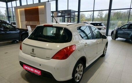 Peugeot 308 II, 2011 год, 589 000 рублей, 6 фотография