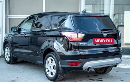 Ford Kuga III, 2018 год, 1 886 000 рублей, 3 фотография