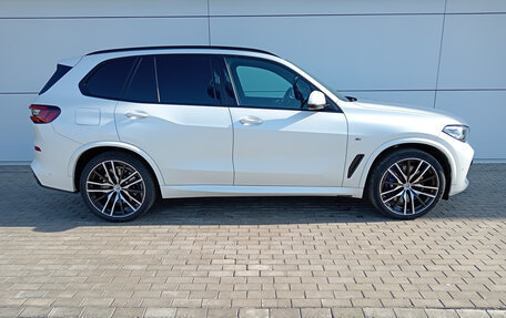 BMW X5, 2022 год, 9 990 000 рублей, 4 фотография