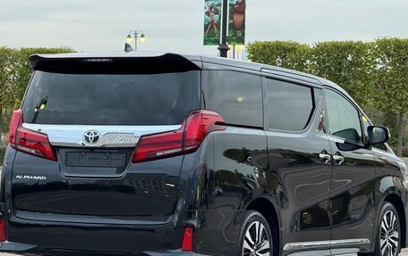 Toyota Alphard III, 2019 год, 7 500 000 рублей, 13 фотография