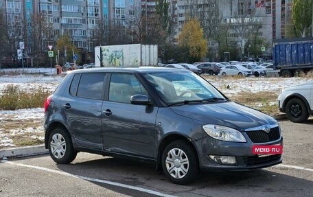 Skoda Fabia II, 2011 год, 570 000 рублей, 3 фотография