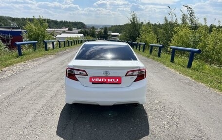 Toyota Camry, 2013 год, 1 700 000 рублей, 5 фотография