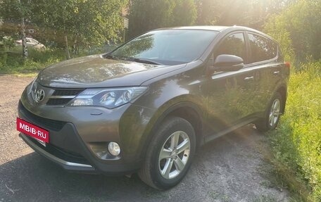 Toyota RAV4, 2014 год, 1 899 999 рублей, 3 фотография