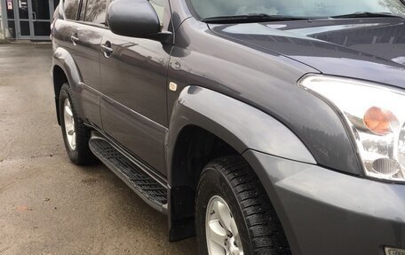 Toyota Land Cruiser Prado 120 рестайлинг, 2006 год, 2 227 000 рублей, 8 фотография