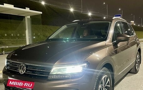 Volkswagen Tiguan II, 2018 год, 2 900 000 рублей, 2 фотография