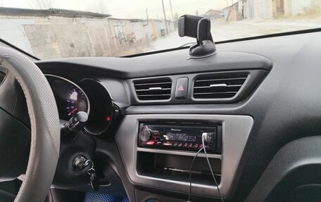 KIA Rio III рестайлинг, 2013 год, 1 400 000 рублей, 6 фотография