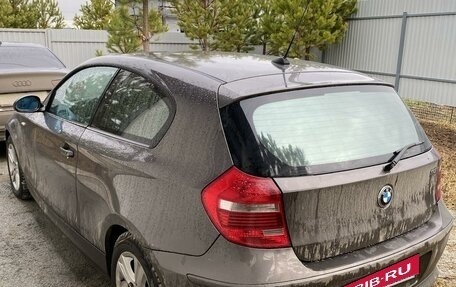 BMW 1 серия, 2007 год, 850 000 рублей, 11 фотография