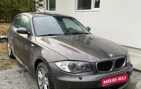 BMW 1 серия, 2007 год, 850 000 рублей, 4 фотография