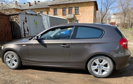 BMW 1 серия, 2007 год, 850 000 рублей, 13 фотография