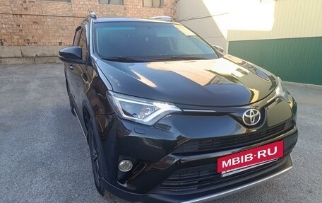 Toyota RAV4, 2015 год, 1 770 000 рублей, 15 фотография