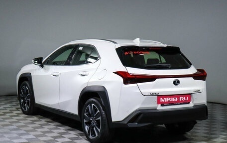 Lexus UX I, 2022 год, 4 850 000 рублей, 7 фотография