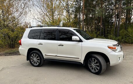 Toyota Land Cruiser 200, 2012 год, 4 000 000 рублей, 3 фотография