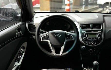 Hyundai Solaris II рестайлинг, 2013 год, 790 000 рублей, 10 фотография