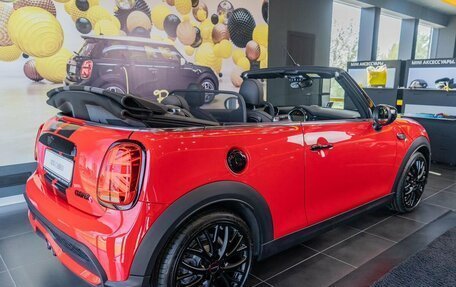 MINI Cabrio, 2023 год, 8 330 000 рублей, 2 фотография