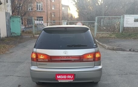 Toyota Vista V30, 2002 год, 640 000 рублей, 6 фотография