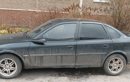 Opel Vectra B рестайлинг, 1997 год, 150 000 рублей, 3 фотография