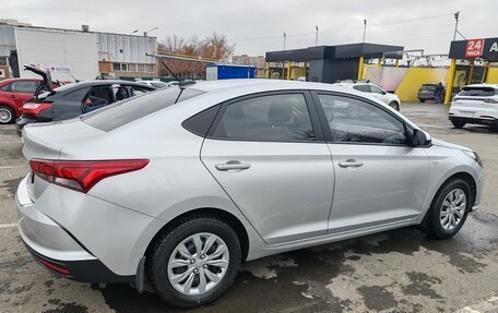 Hyundai Solaris II рестайлинг, 2020 год, 1 600 000 рублей, 5 фотография