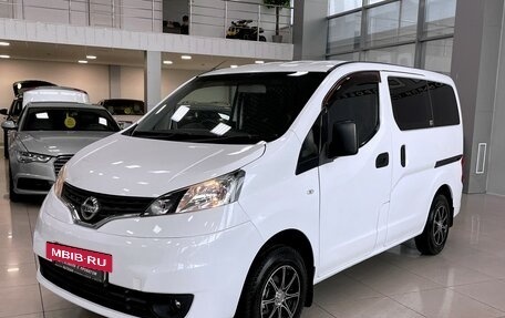 Nissan NV200, 2010 год, 1 097 000 рублей, 5 фотография