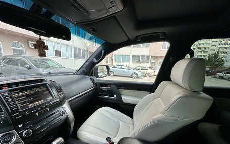 Toyota Land Cruiser 200, 2011 год, 5 300 000 рублей, 8 фотография