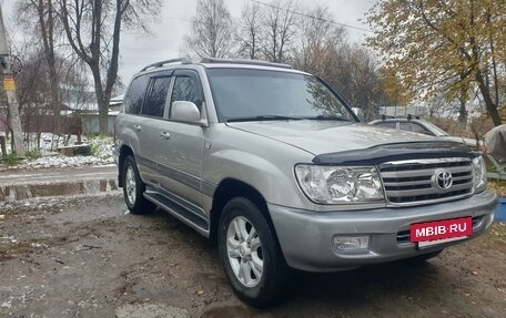 Toyota Land Cruiser 100 рестайлинг 2, 2002 год, 1 765 000 рублей, 7 фотография