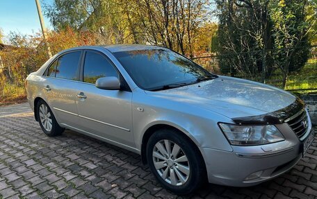 Hyundai Sonata VI, 2009 год, 1 050 000 рублей, 7 фотография