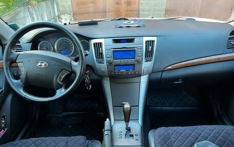 Hyundai Sonata VI, 2009 год, 1 050 000 рублей, 9 фотография