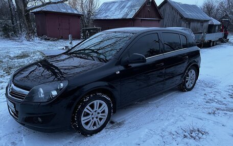 Opel Astra H, 2012 год, 740 000 рублей, 3 фотография