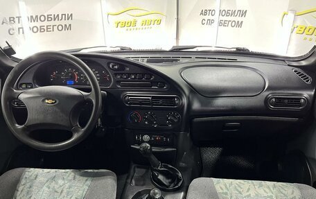 Chevrolet Niva I рестайлинг, 2004 год, 225 000 рублей, 9 фотография