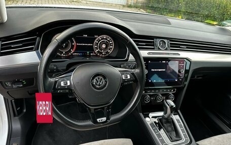 Volkswagen Passat B8 рестайлинг, 2019 год, 2 799 000 рублей, 3 фотография