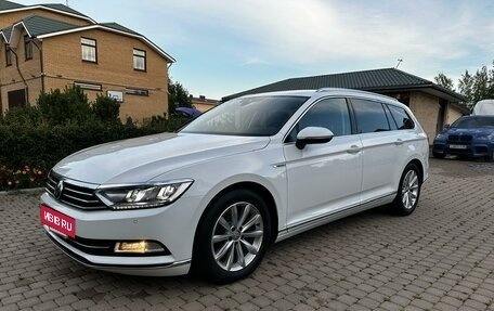 Volkswagen Passat B8 рестайлинг, 2019 год, 2 799 000 рублей, 12 фотография