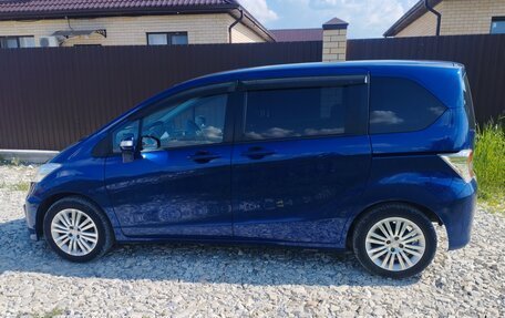 Honda Freed I, 2016 год, 1 350 000 рублей, 5 фотография