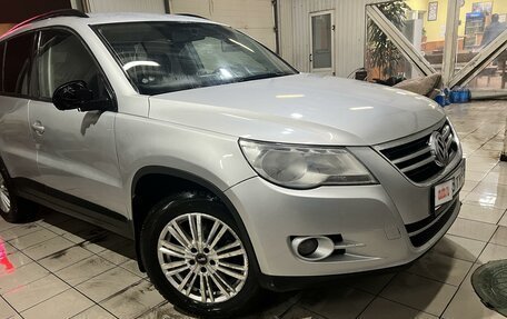 Volkswagen Tiguan I, 2010 год, 725 000 рублей, 2 фотография