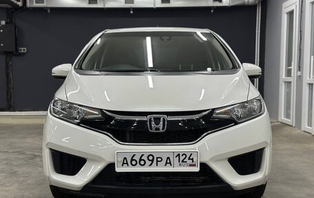 Honda Fit III, 2016 год, 1 230 000 рублей, 4 фотография