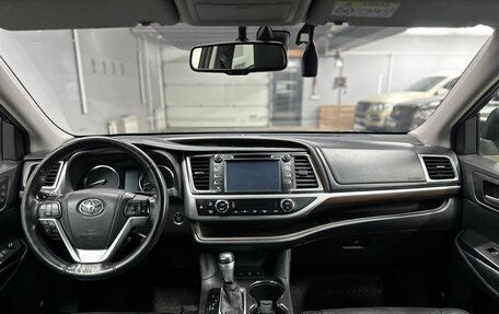 Toyota Highlander III, 2015 год, 3 150 000 рублей, 14 фотография