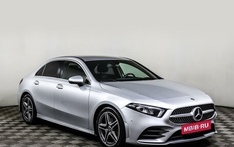 Mercedes-Benz A-Класс, 2019 год, 3 198 000 рублей, 3 фотография