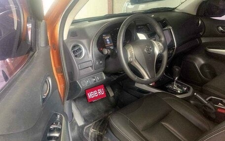 Nissan Navara (Frontier), 2020 год, 2 750 000 рублей, 6 фотография