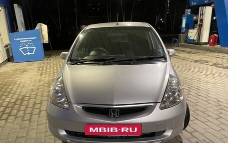 Honda Fit III, 2002 год, 565 000 рублей, 2 фотография