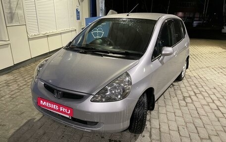 Honda Fit III, 2002 год, 565 000 рублей, 3 фотография