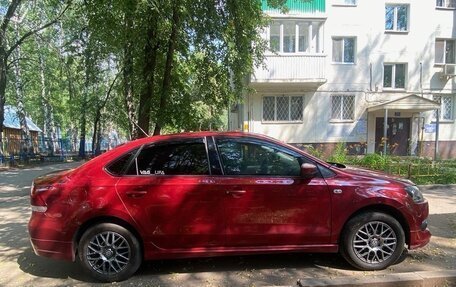 Volkswagen Polo VI (EU Market), 2011 год, 750 000 рублей, 4 фотография