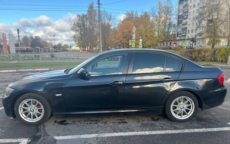 BMW 3 серия, 2011 год, 900 000 рублей, 4 фотография